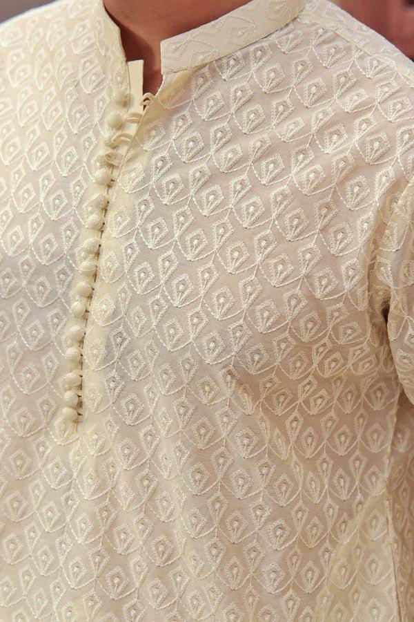 Cream Embroidered Kurta - Maniyas
